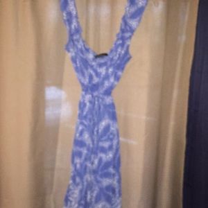 Light and airy summer dress Ellie Tahari